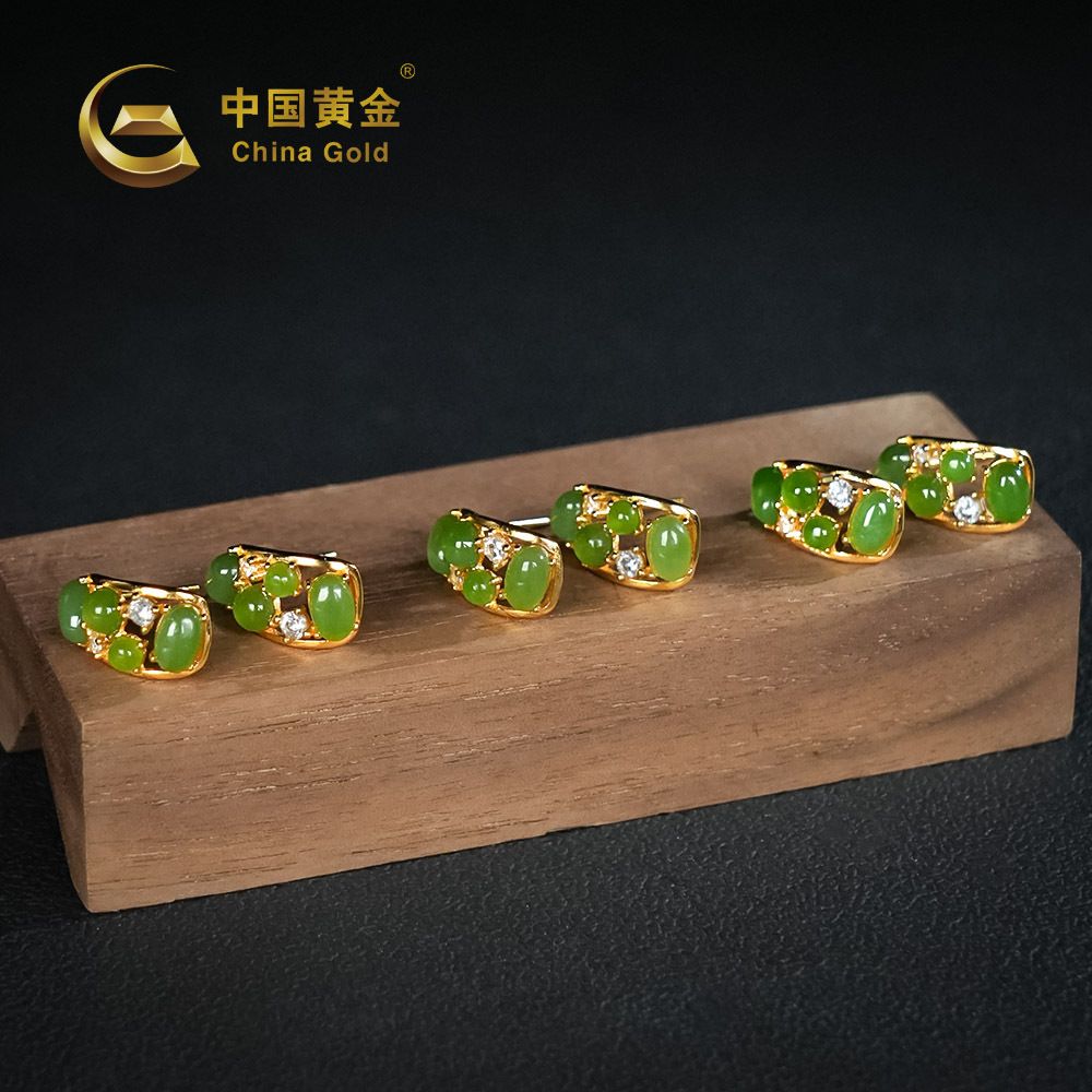 Russian Green Nephrite Jade Earrings — Russian jade