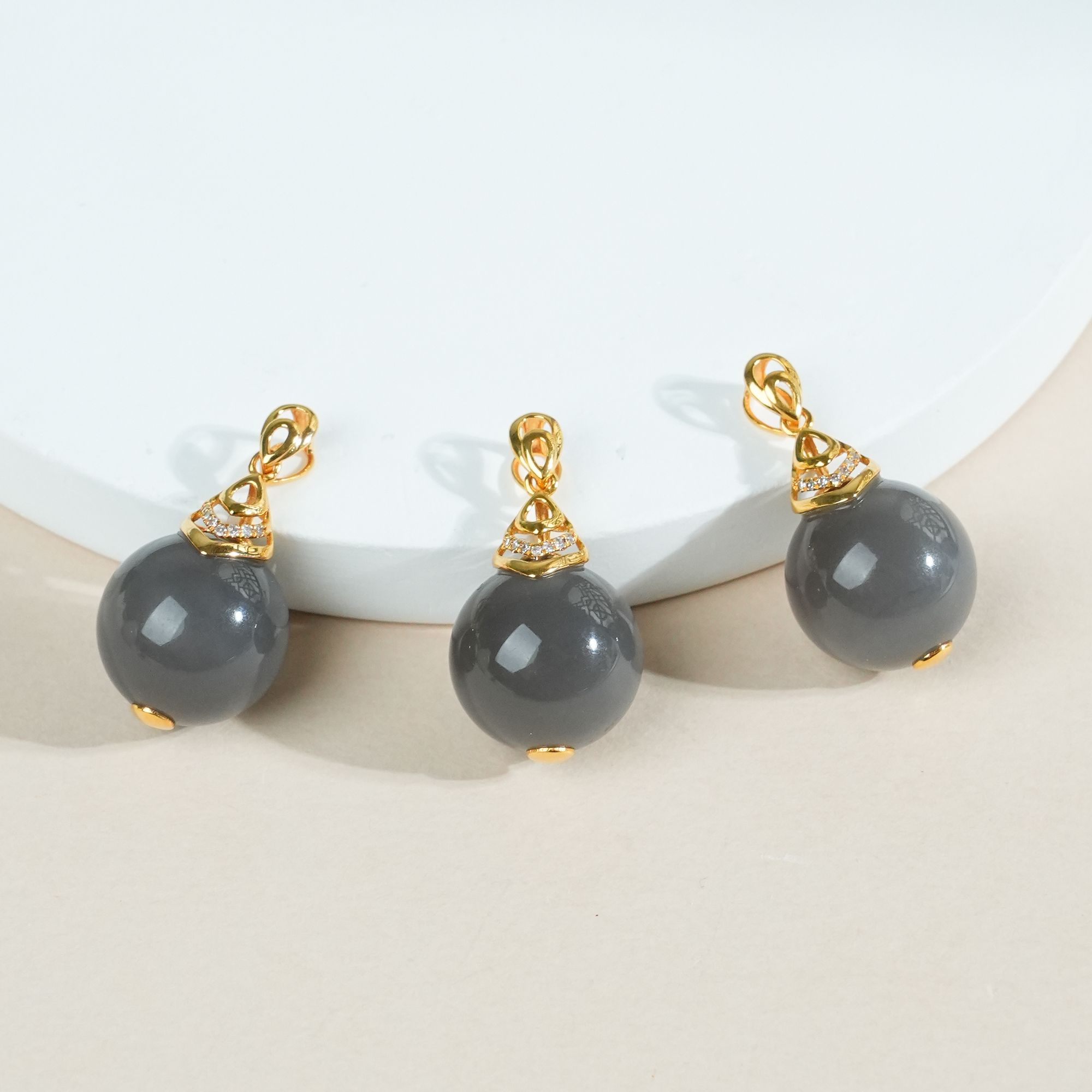 18K Gold Qinghai Smoky Purple Jade Pendant — Qinghai jade