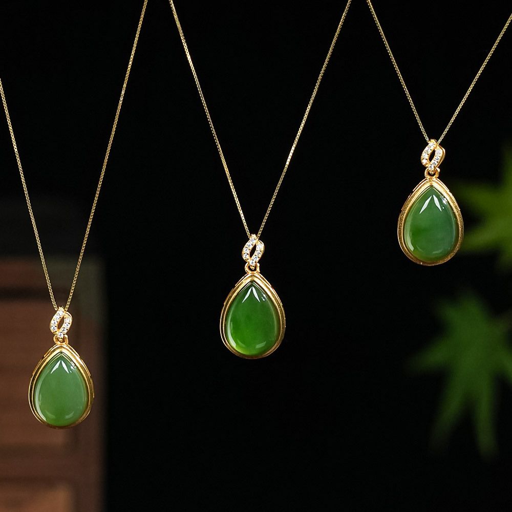 Russian Green Nephrite Jade Pendant — Russian jade