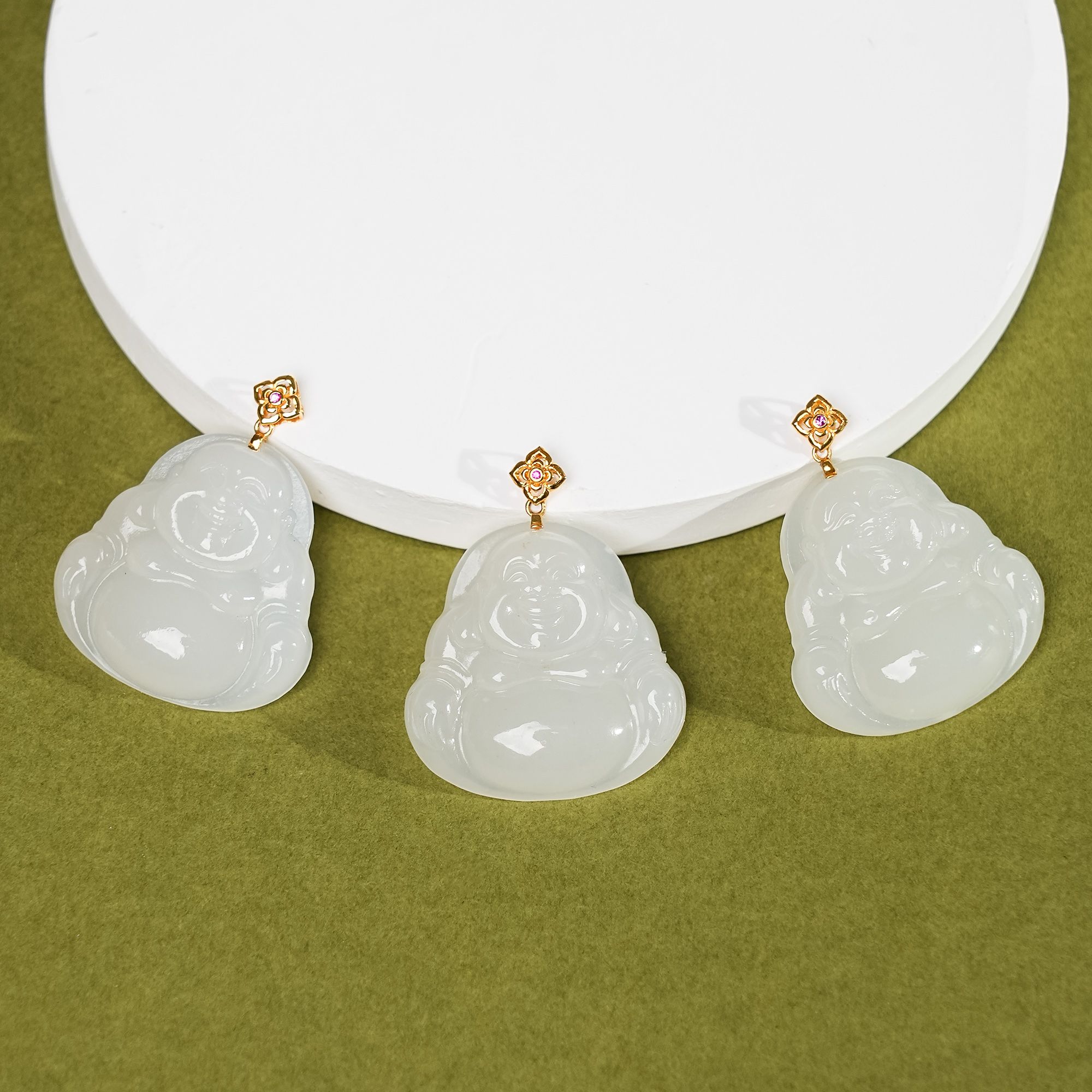 18K Gold Qinghai White Nephrite Jade Pendant — Qinghai jade